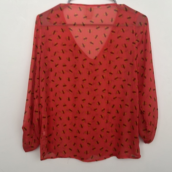 Bumble bee blouse - Picture 4 of 4